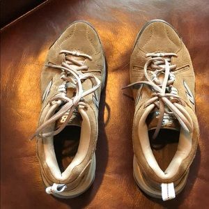 New Balance 608v4, size 9.5